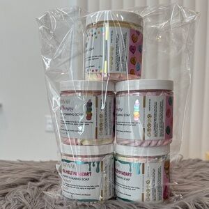 #43A $160 MIXED RETAIL AMINNAH BUNDLE